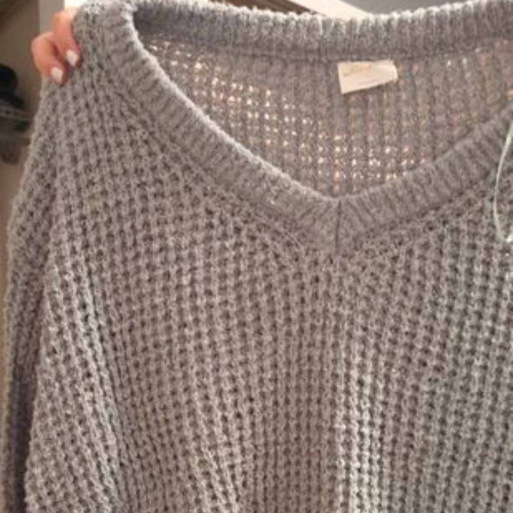 Allie rose size large women's mint green thick sweater